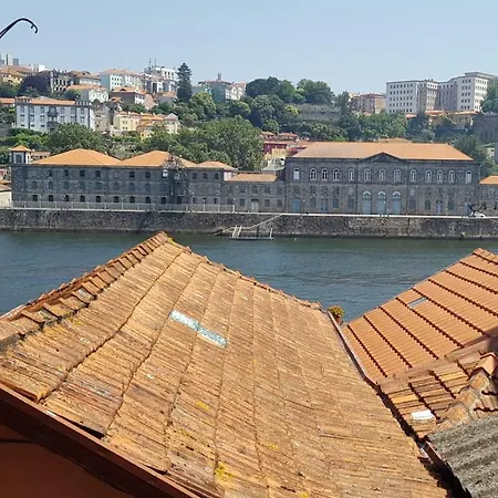 Joli Studio Dans Quartier Typique Gaia\porto Διαμέρισμα Βίλα Νόβα ντε Γκάια